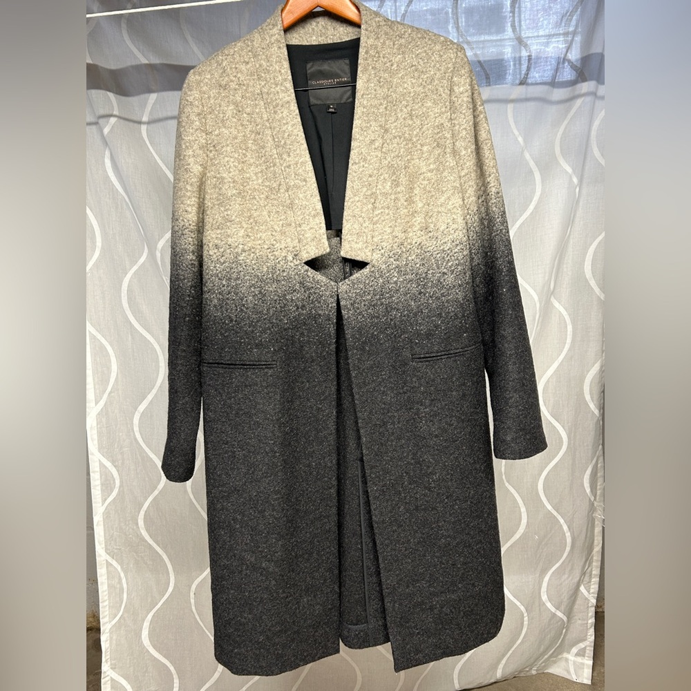 Classiques Entier Black and Cream Ombre Coat - Picture 3 of 11